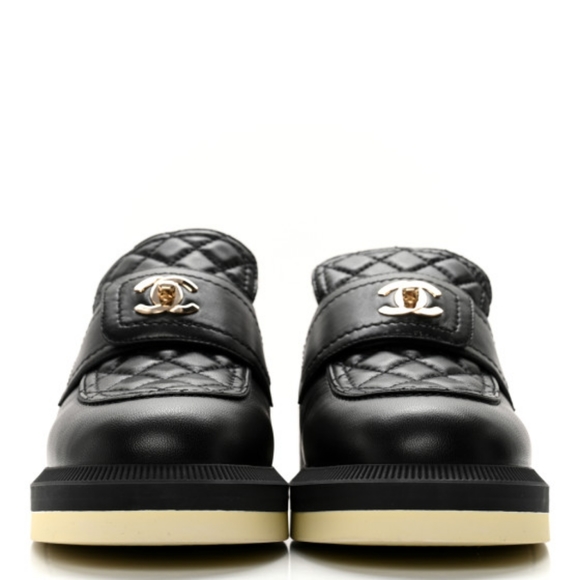 Chanel Lambskin Shearling Lined Quilted CC Turnlock Loafers 37.5 - Picture 2 of 14